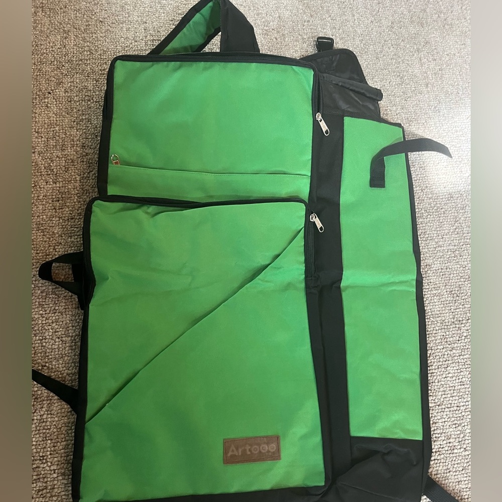 Artist back pack - Picture 2 of 3